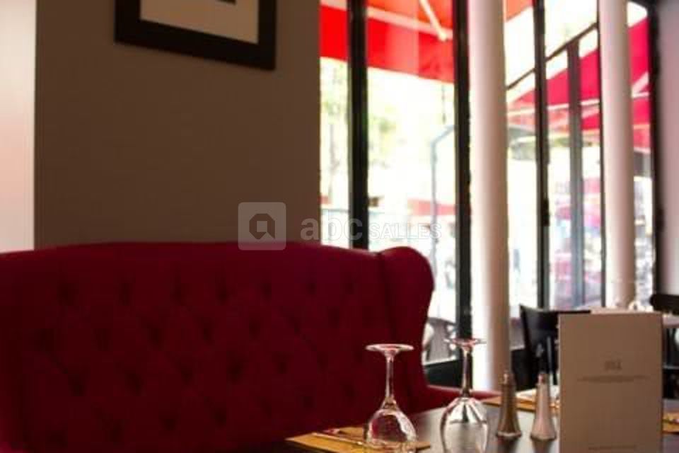 Banquette pour déjeuner au rez de chaussée