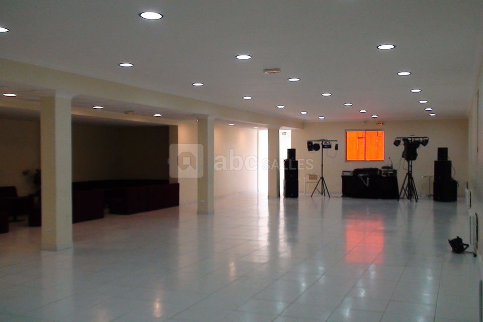 Salle premium (vue de l'entrée)