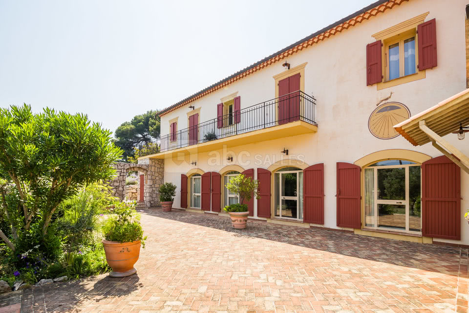 La Villa Provençale