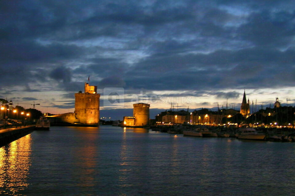 La Rochelle by night