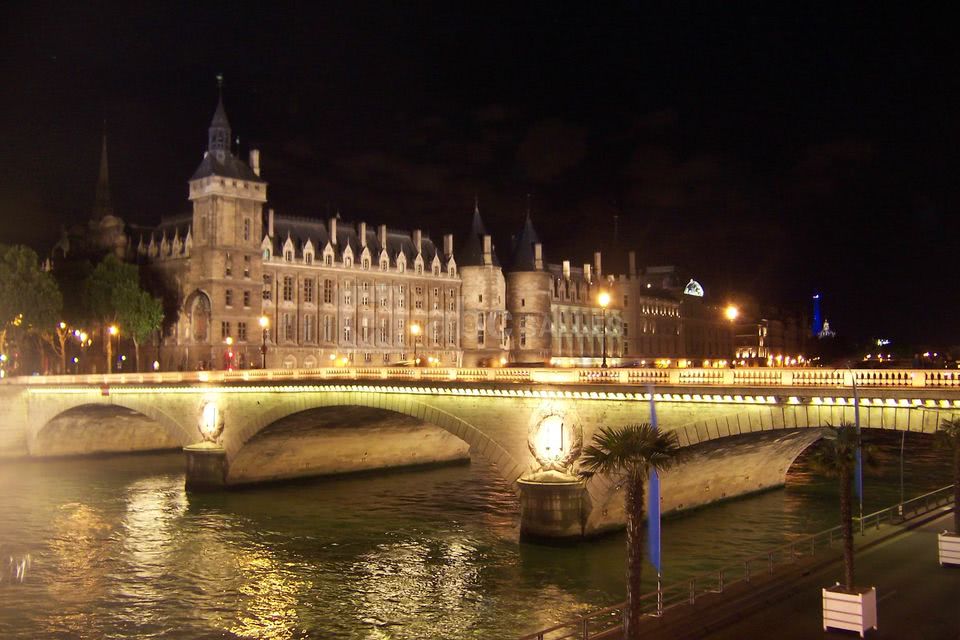Paris by night