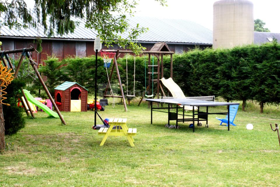 Le parc de jeux enfants inclus avec la location