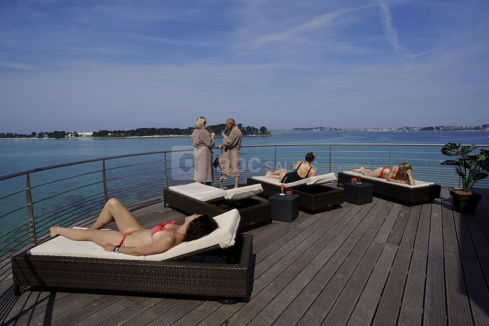 Terrasse vue panoramique sur mer