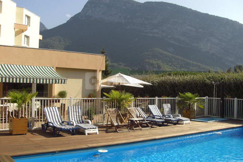Hôtel Kyriad Grenoble Nord