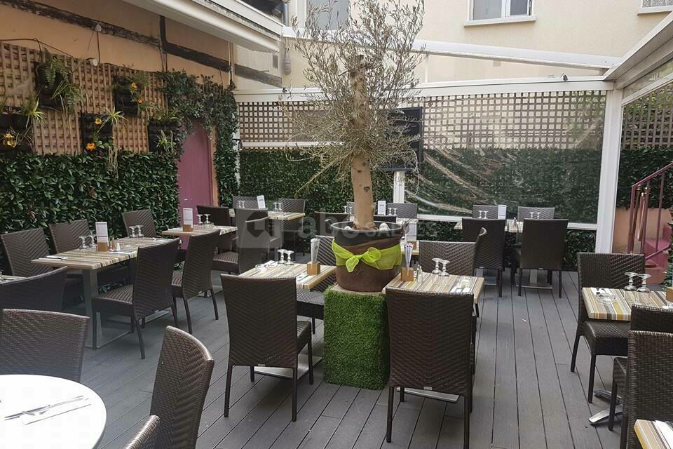 L'Avenue
