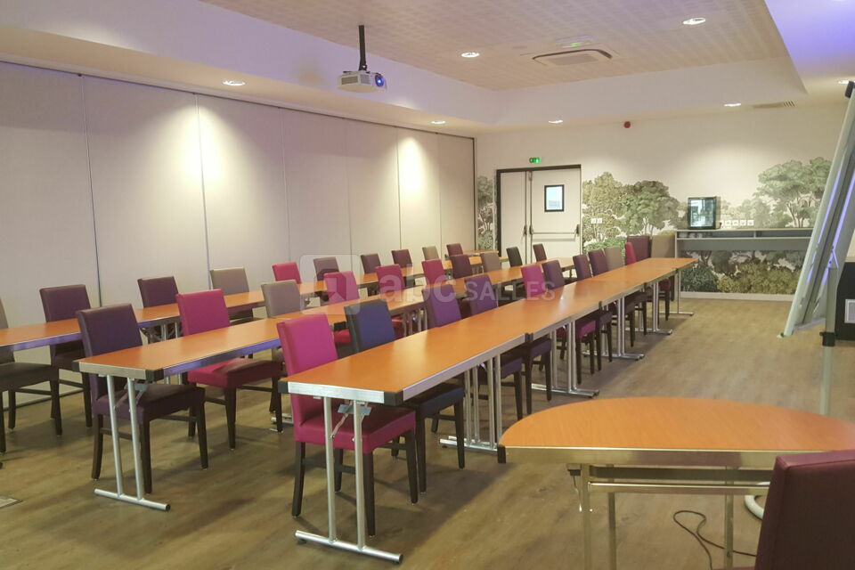 Ibis Styles Montargis Arboria