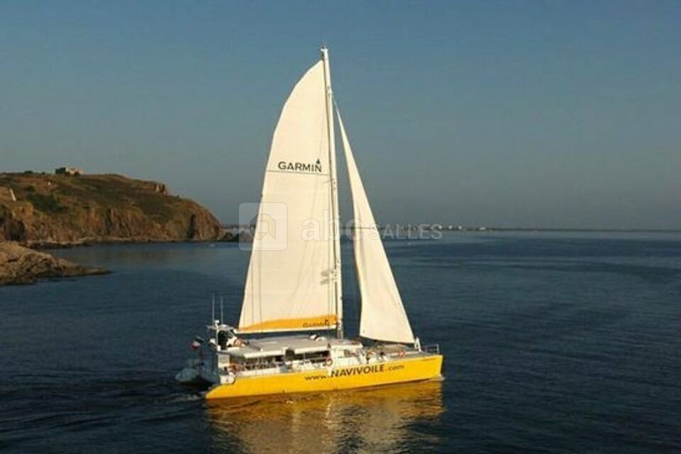 Catamaran Navivoile