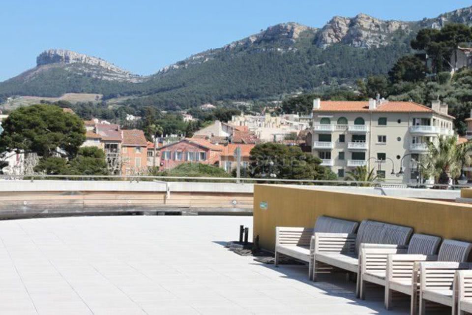 Oustau Calendal - Centre de Congrès Cassis