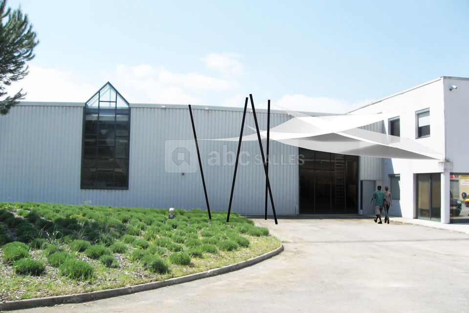 Extérieur salle vinci