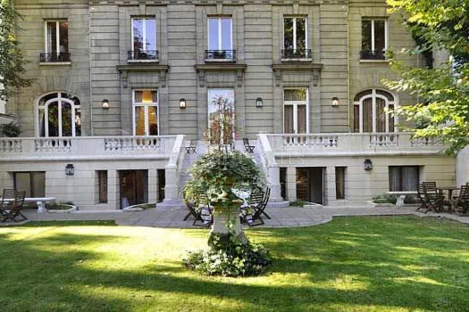 Terrasse des Champs-Élysées