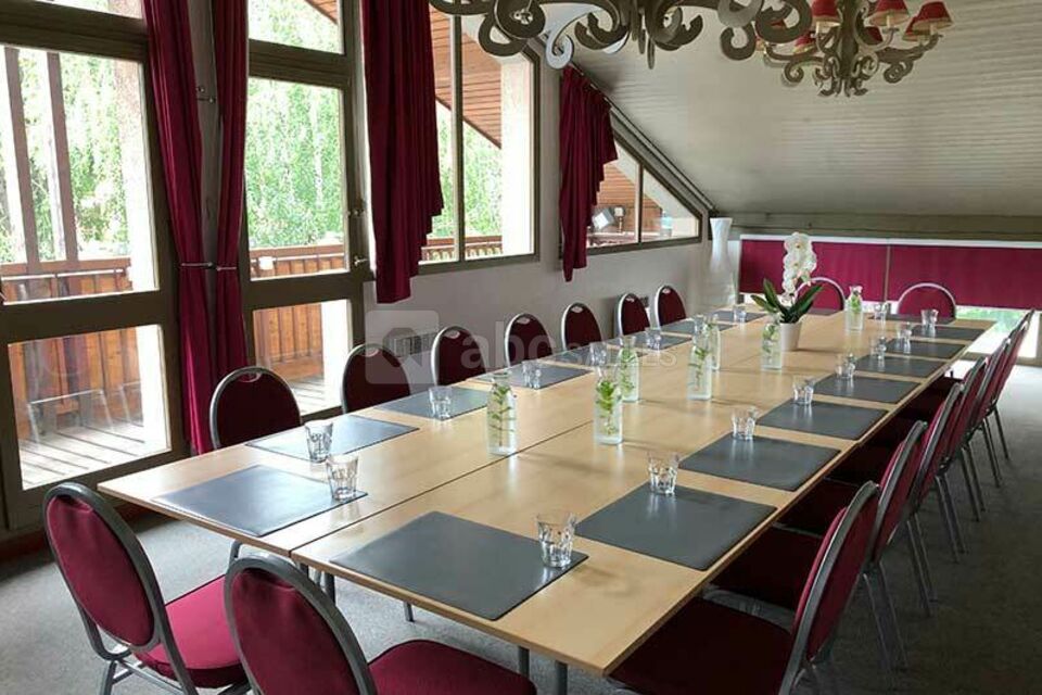 Homtel Hôtel La Tourmaline