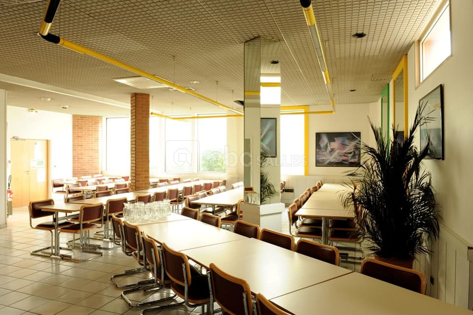 Restaurant 03