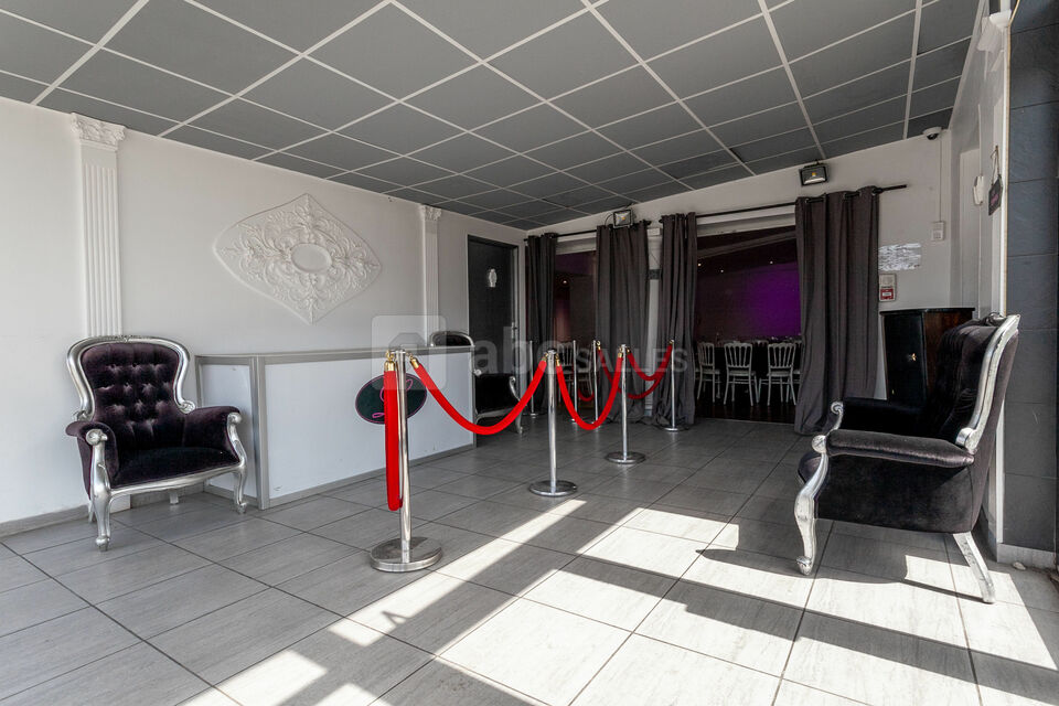 Salle Layali