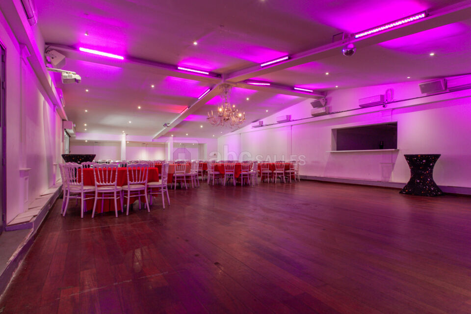 Salle Layali