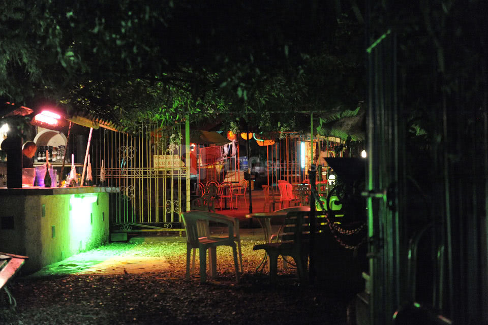 Bar exterieur