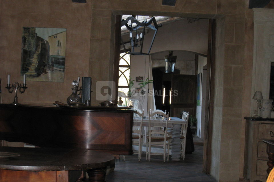 Salons