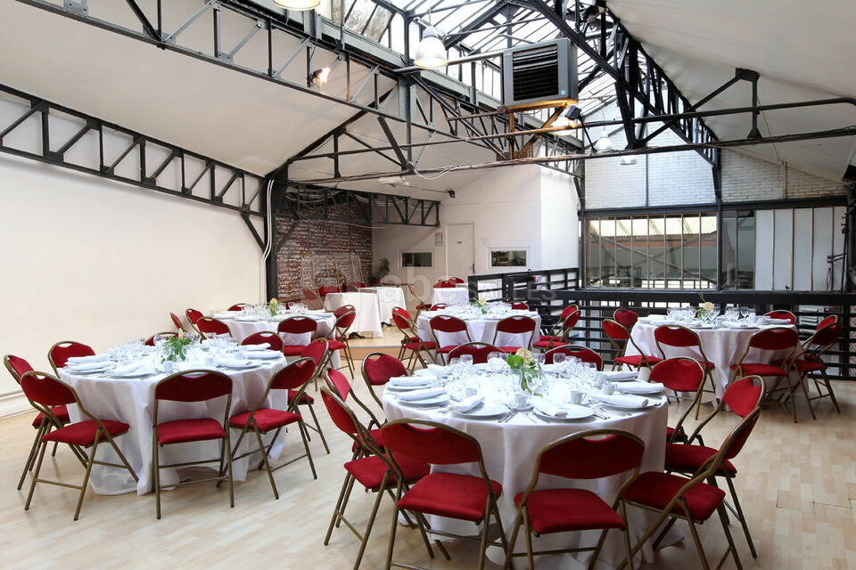 Salle verrière en réception journée