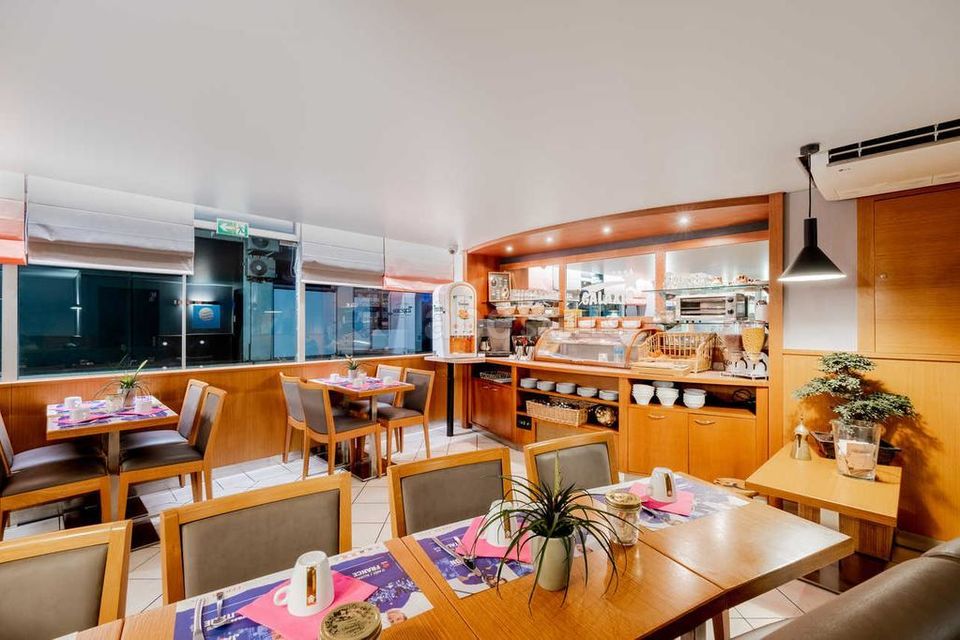 Comfort Hôtel Galaxie