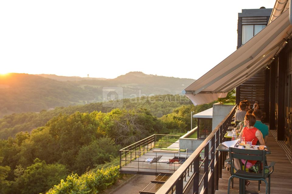 L'Ermitage Hôtel Cuisine à Manger