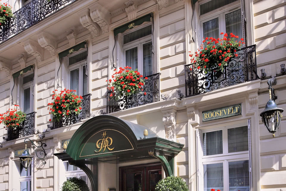 Façade