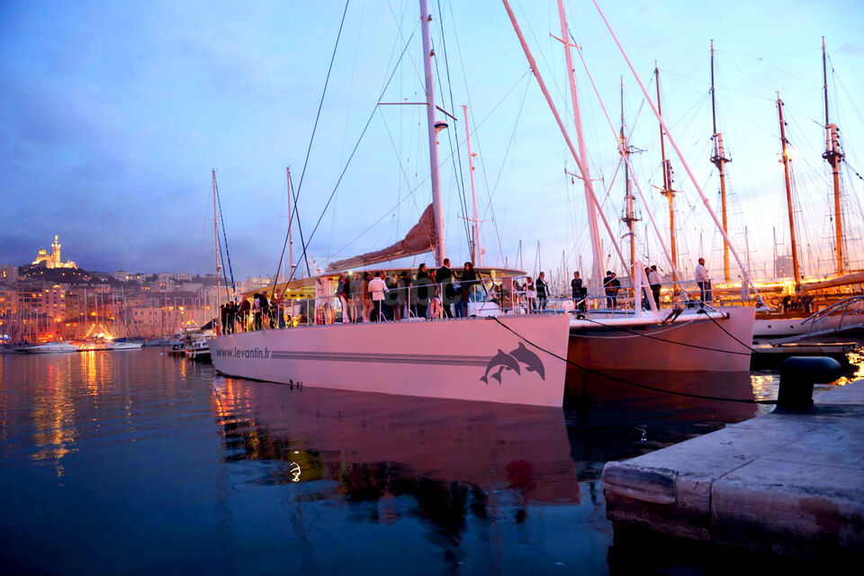 Maxi Catamarans Levantin
