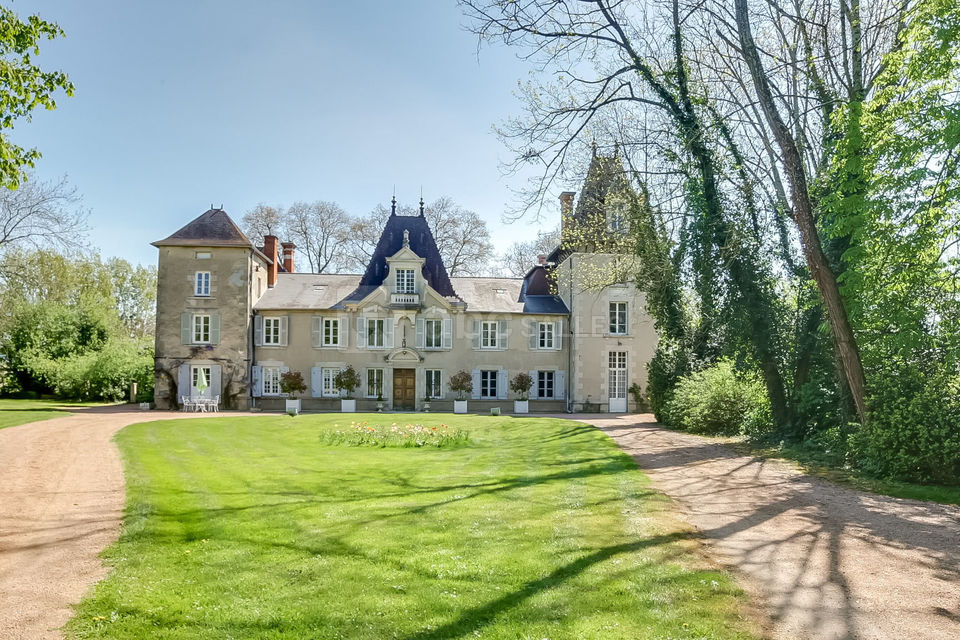 Vue extérieure du château