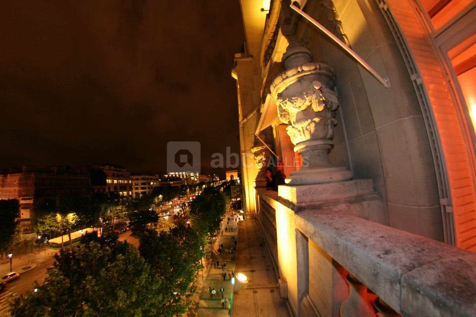 Showroom Loft Champs-Élysées