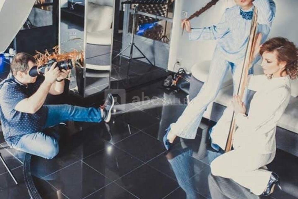 Shooting mannequins studio photo tout équipe