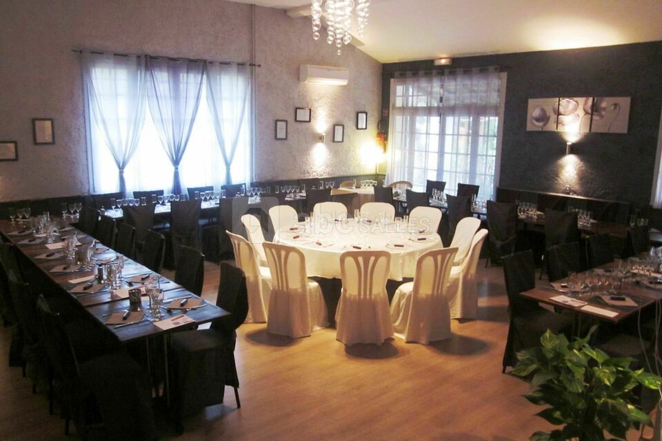 Resto table blanche marron