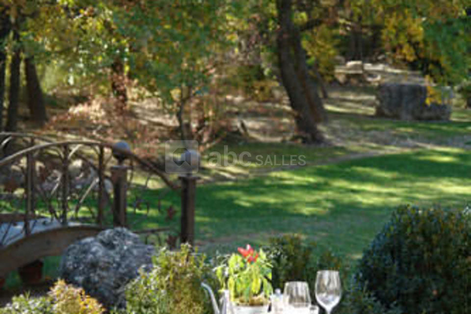 Terrasse extérieure vue sur jardin