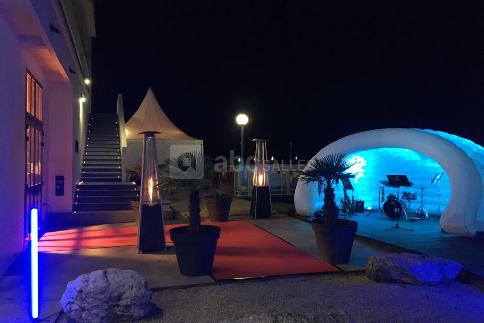 Le Yacht