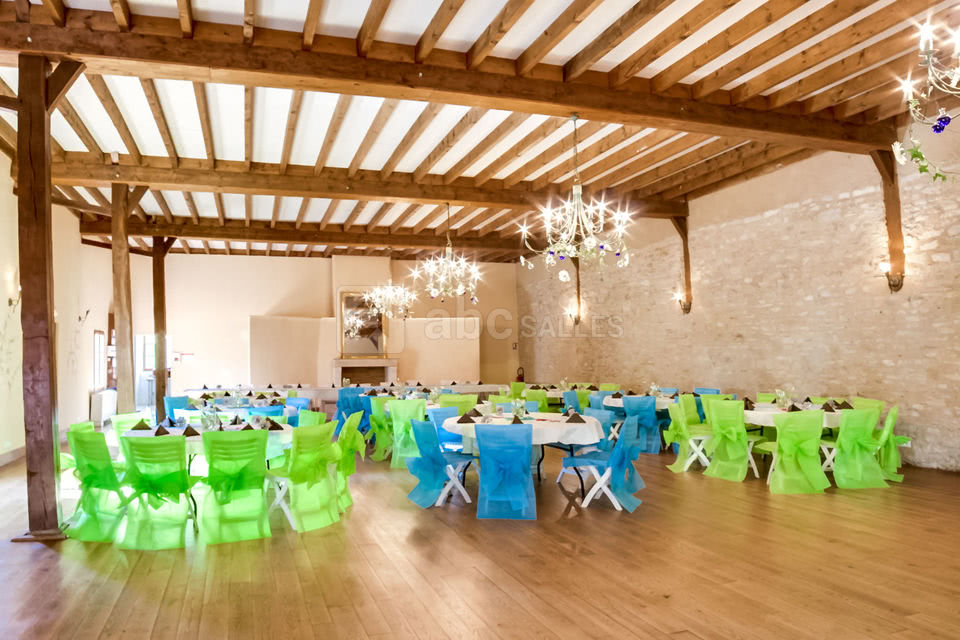 Salle de réception - exemple d'habillage