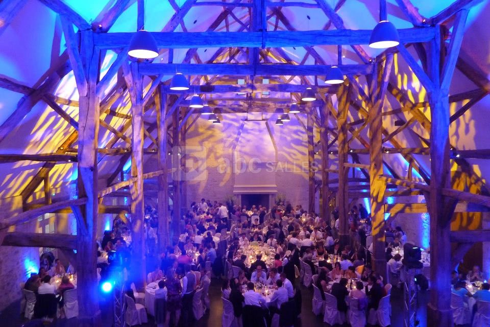 La grange en soirée