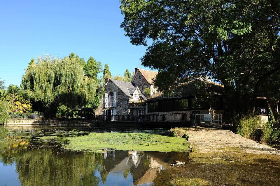 Le Vieux Moulin