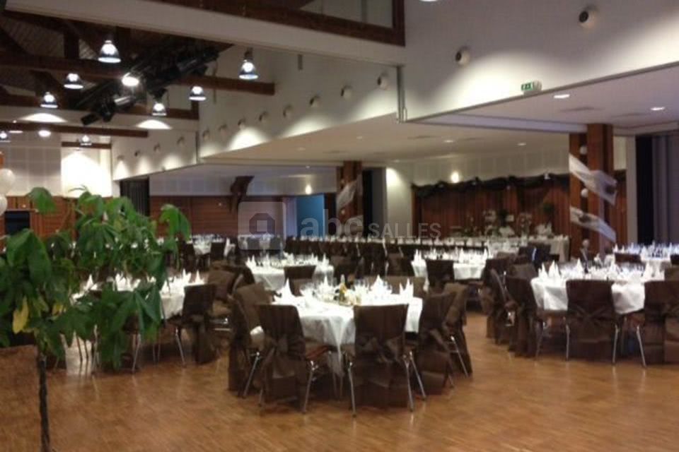 Mariage 100 personnes