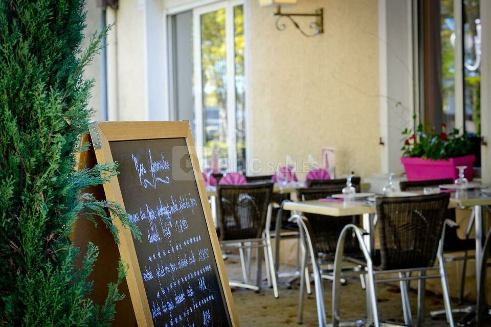 Hôtel Restaurant l'Amandier