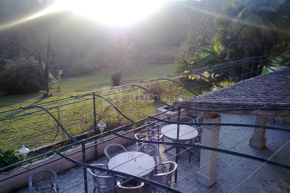 Le Dionysos-Hostellerie l'Horizon