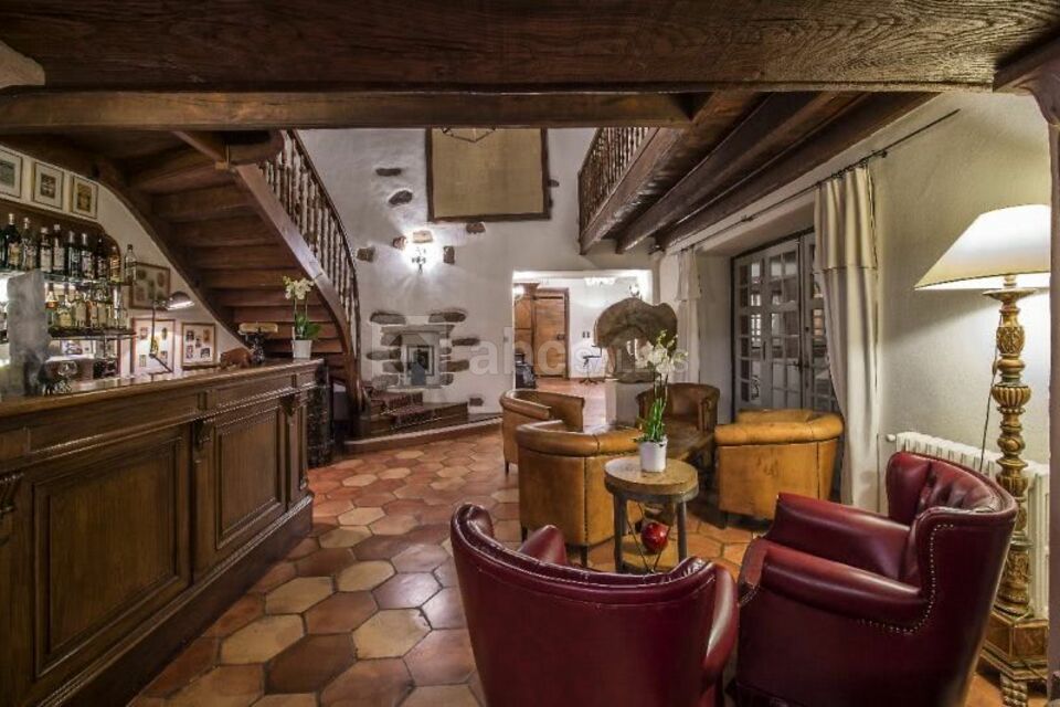 Le Bar