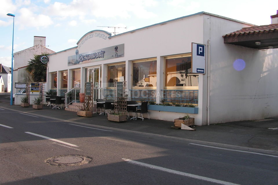 Le relais côté restaurant