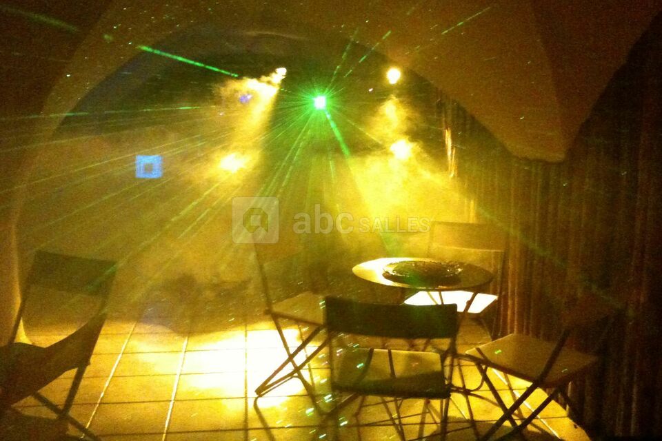 Eclairage salle air de fete