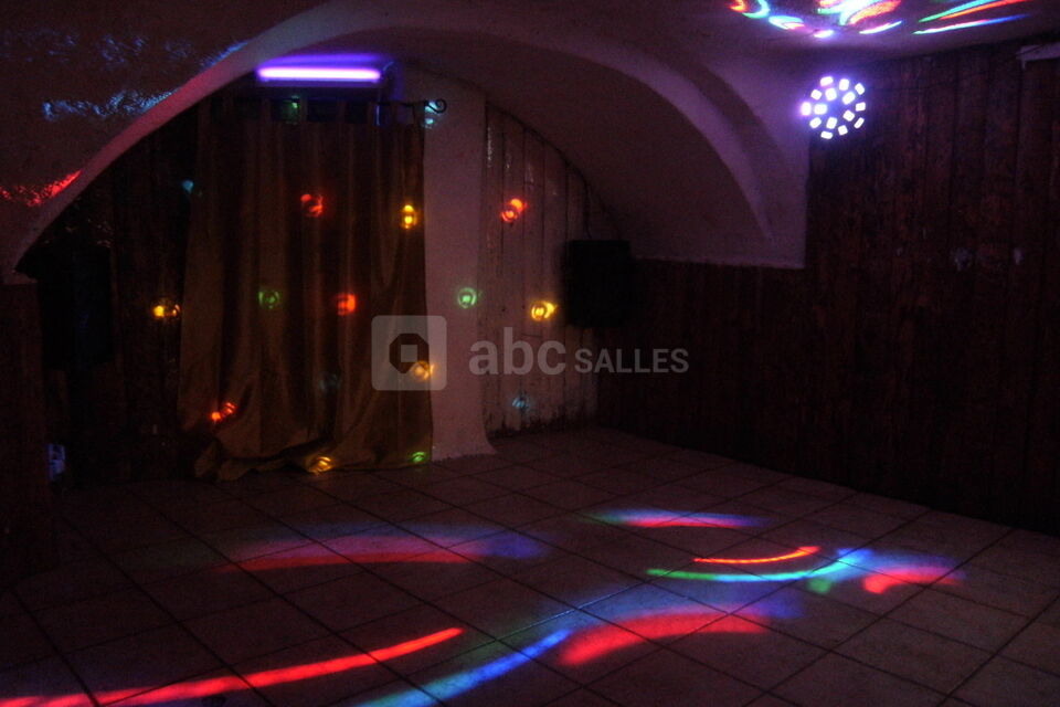 Eclairage salle air de fete