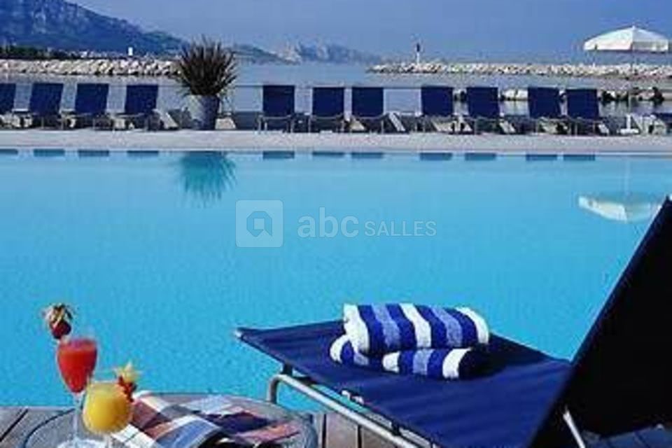 Hotel NHow Marseille
