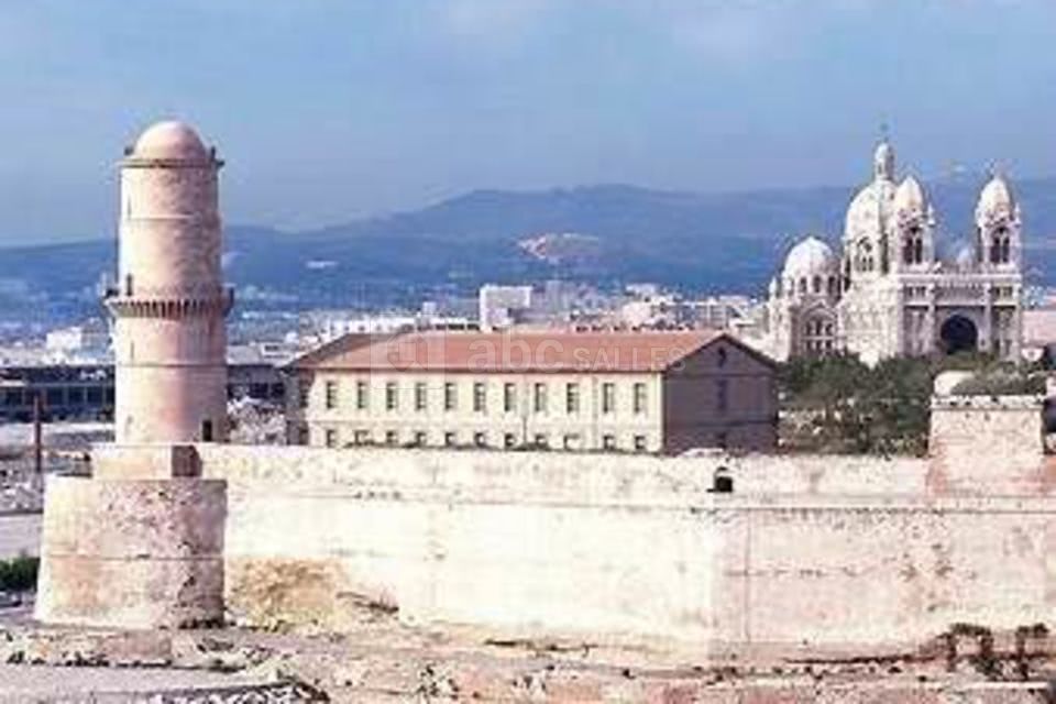 Hotel NHow Marseille