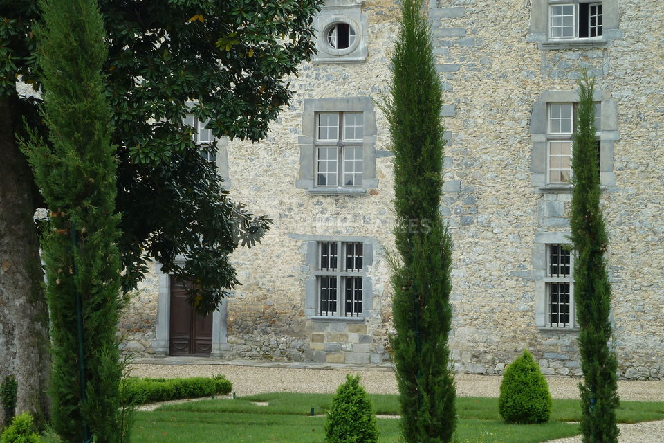 Château d'Iholdy