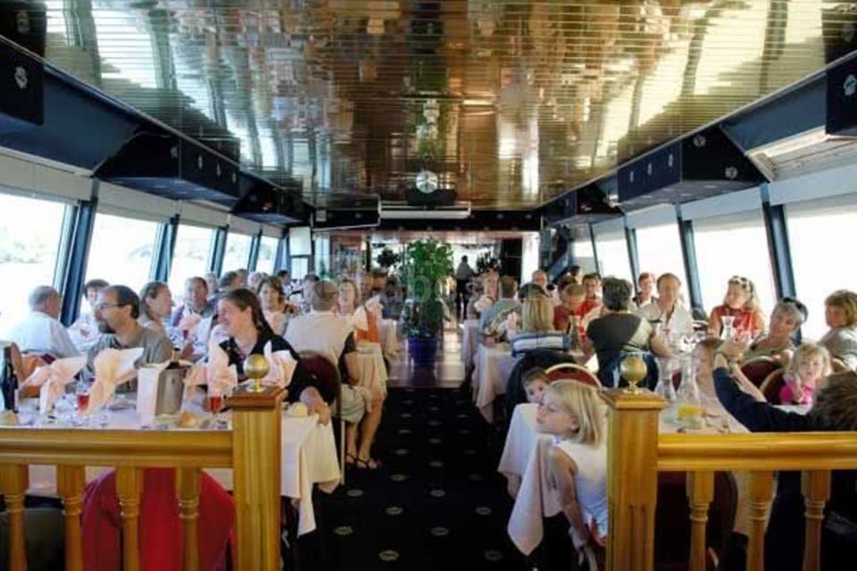 Intérieur d'un de nos bateaux miréio