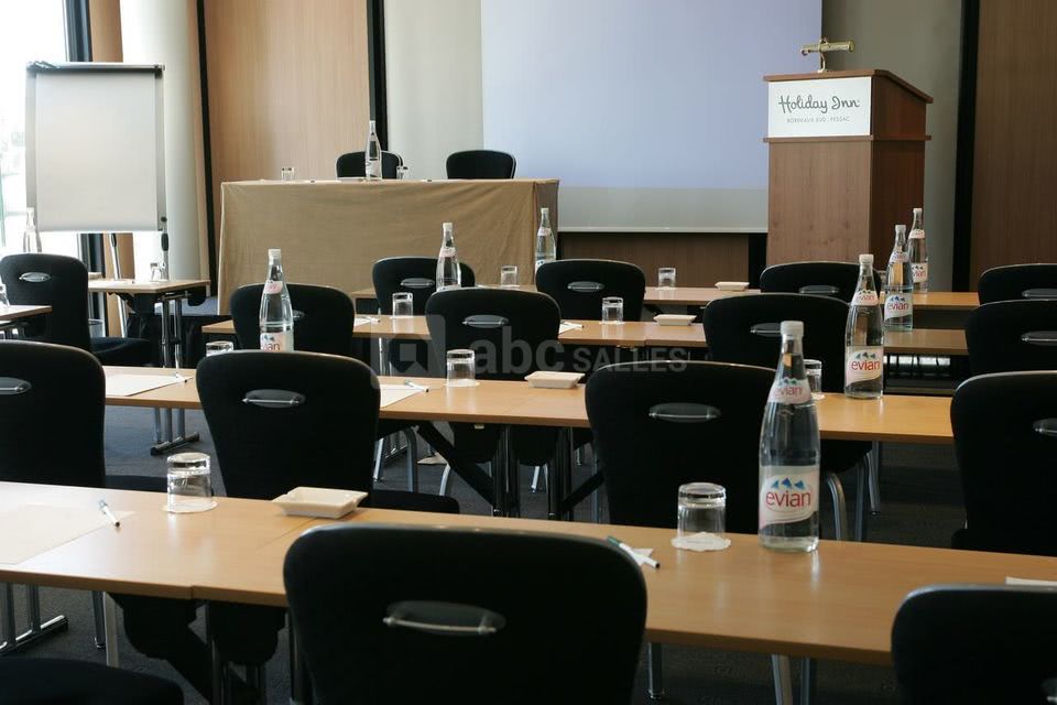 Salon en disposition ecole