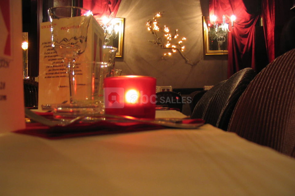 En rentrant dans le restaurant...