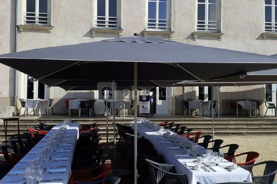 Déjeuner en terrasse
