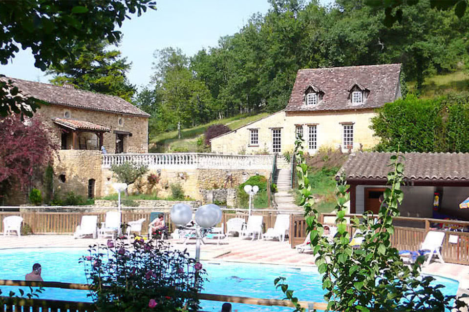 Le moulin de surier, la piscine