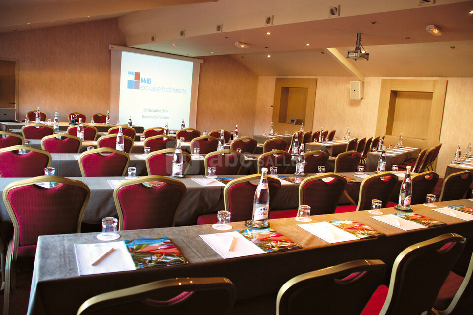 Salle de réunion fayence